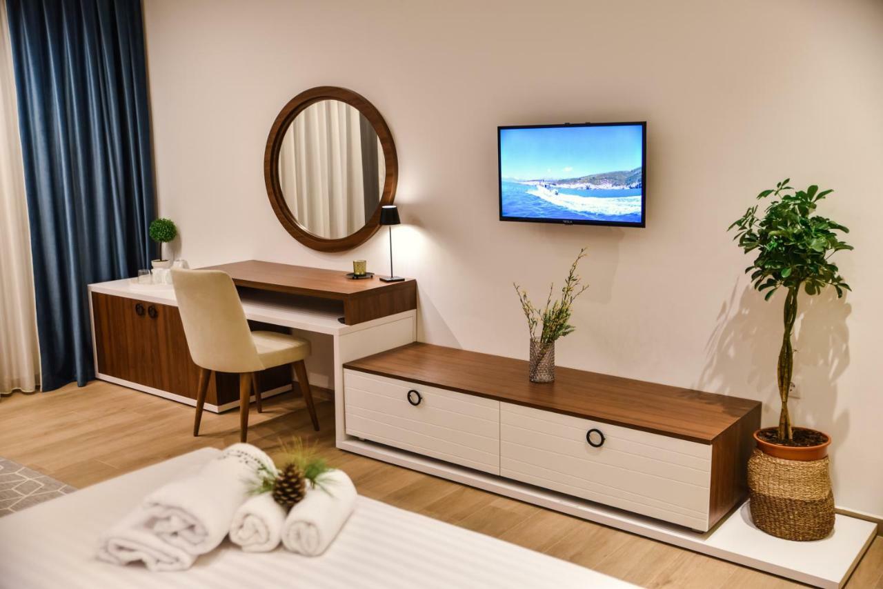 Pino Boutique Hotel Ulcinj Buitenkant foto