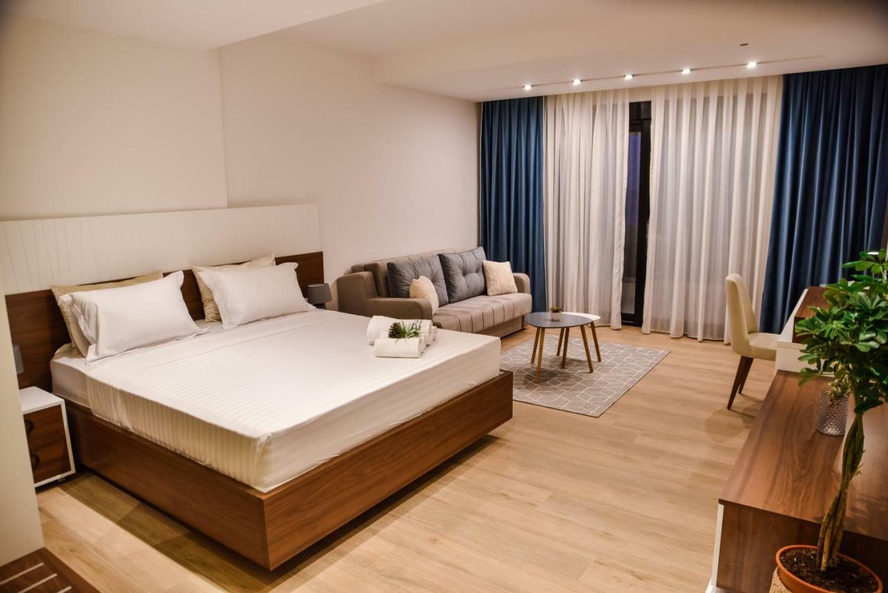 Pino Boutique Hotel Ulcinj Buitenkant foto